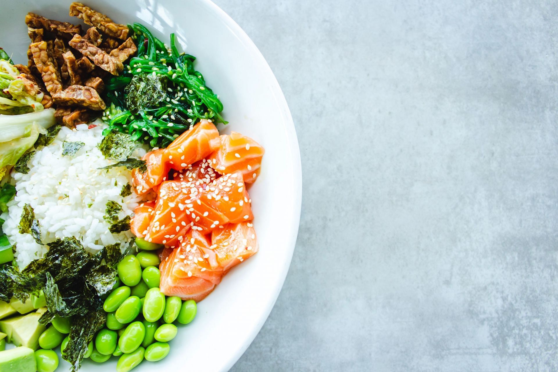 Cancer-fighting diet (Image via Unsplash/Louis Hansel)